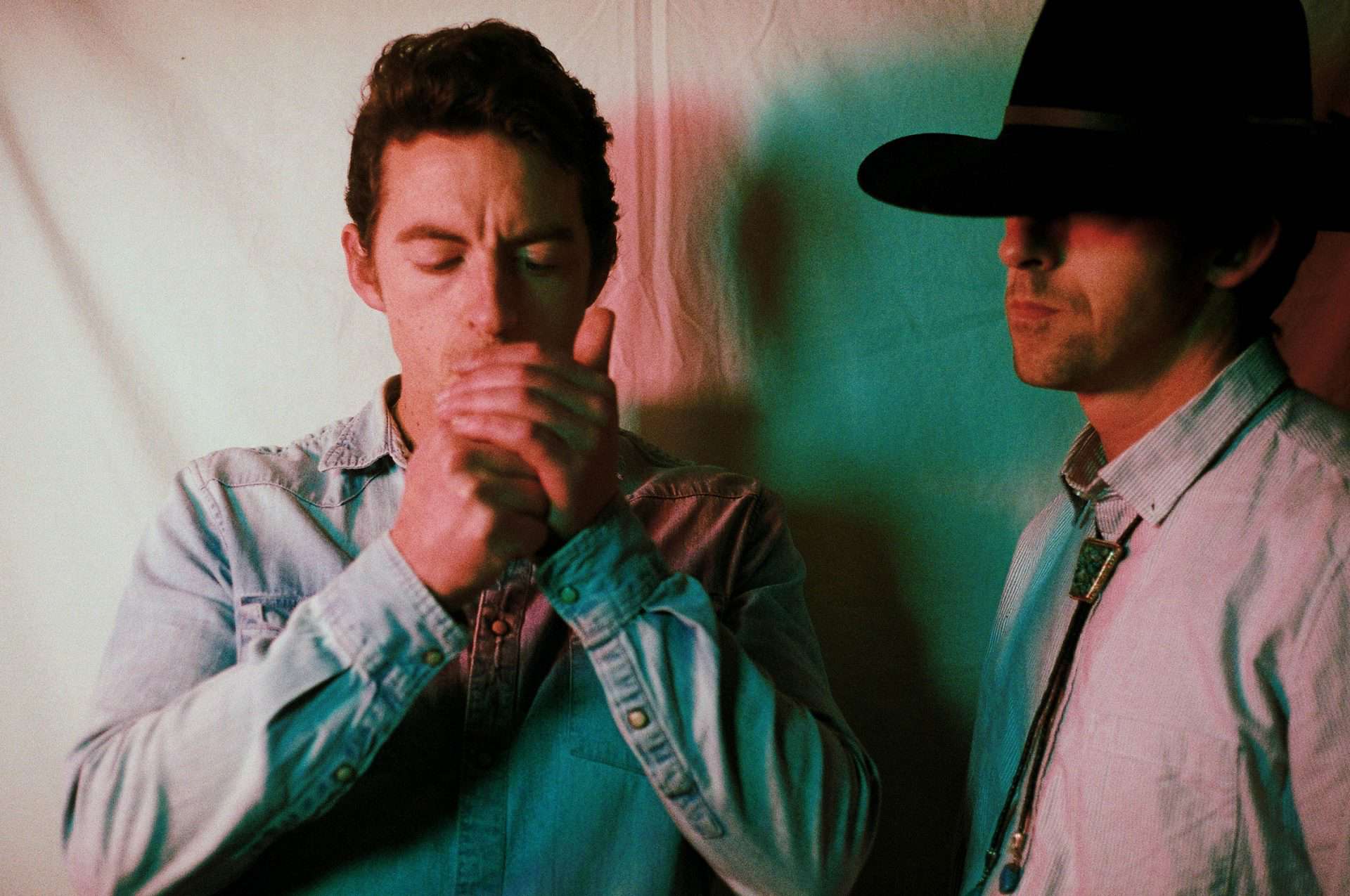 Spotlight » O'Connell Brothers » Down On The Quays » Indie Top 39