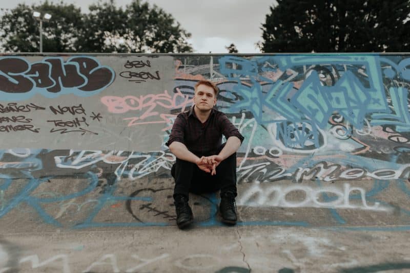 Spotlight » Lewis Poole » ALONE 2.0 » Indie Top 39