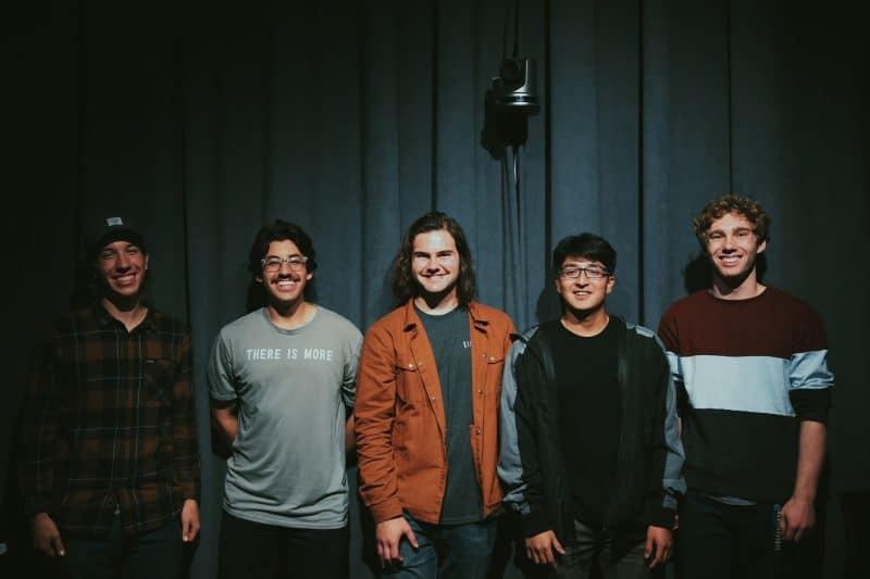 Interview » Tuxedo Cake » Lover Boi » Indie Top 39